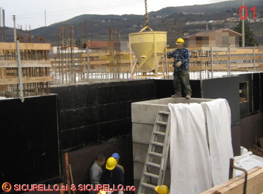 PS-SICURELLO_106-01