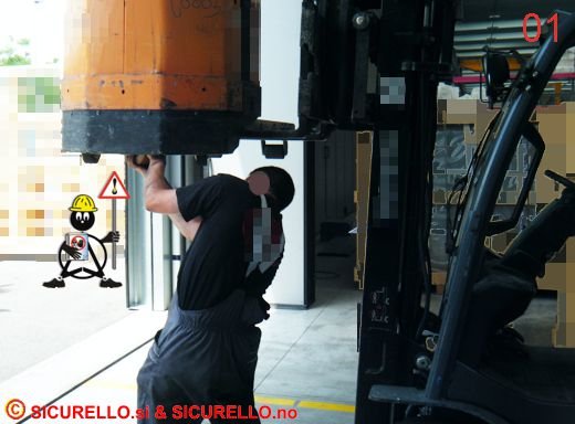 PS-SICURELLO_109-01